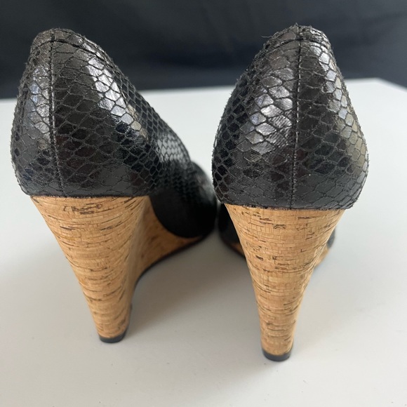 White House Black Market Caserta wedges - Picture 6 of 9